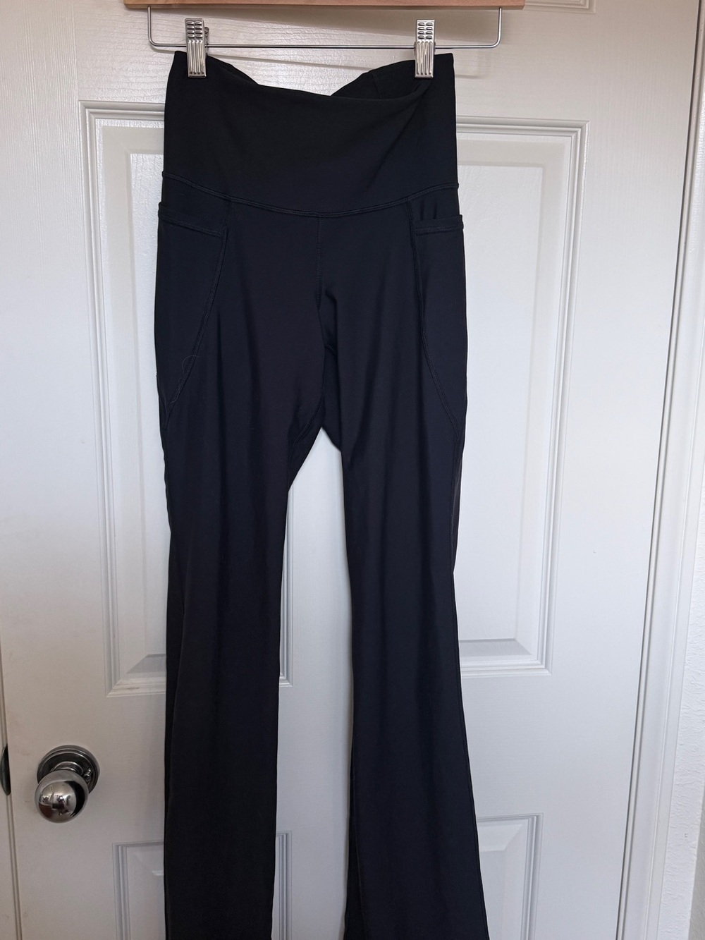 Old Navy High-Waist Black Flare Leggings